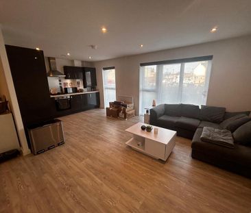 2 bedroom apartment to rent - Photo 6