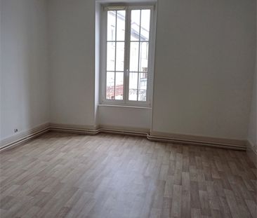 Location Appartement 3 pièces 85m² - Photo 1