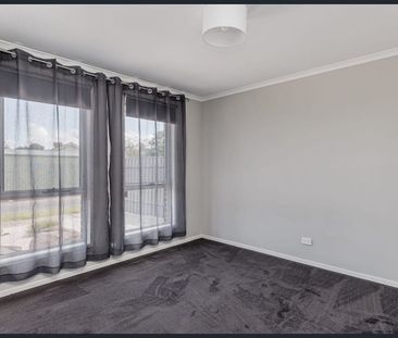 Three Bedroom Two Bathrooms In Wanted Locale - Photo 5