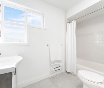 For Lease - 240 Ormond Drive Unit# D4, Oshawa, Ontario - Photo 1