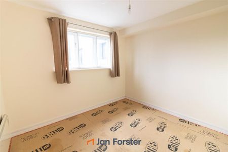 3 bedroom maisonette to rent - Photo 4