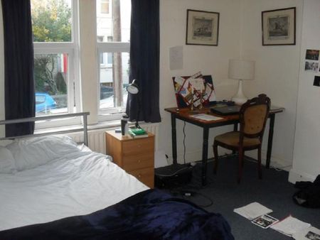 6 bedroom house to rent - Photo 2