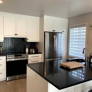 Beau et grand 5 ½ à louer dans St-Bruno avec 2 stationnements - Photo 2