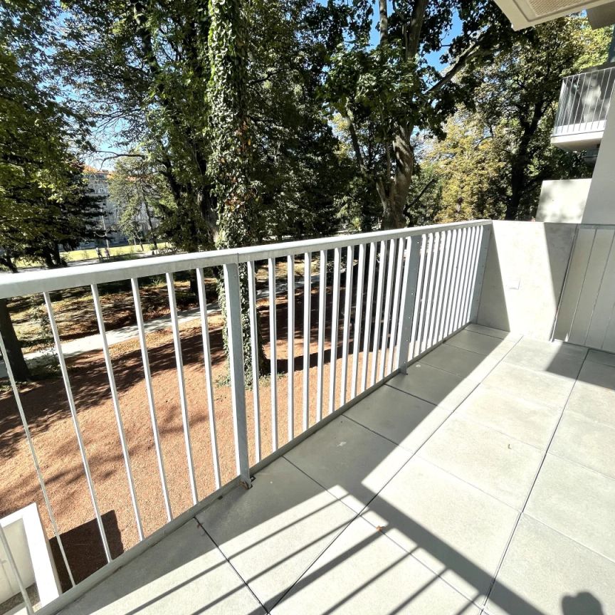 Tolle 3-Zimmer Wohnung mit zentraler Begehbarkeit in begehrter Lage - THEOS Willkommen im Park - Photo 1