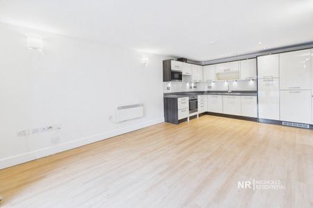 2 bedroom flat to rent - Photo 3