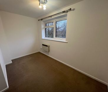 2 Bedroom House - Galsworthy Road, Totton - Photo 6