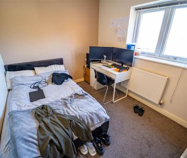 10 bedroom house to rent - Photo 2