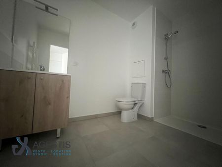 APPARTEMENT T2 47M - Photo 3