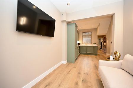 10 Charleville Avenue, Belfast, BT9 7HG - Photo 3