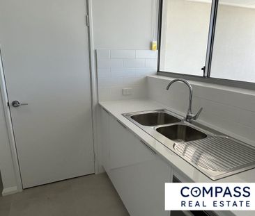 FOR RENT – Brand New 3x2 Home in Golden Bay - Photo 4