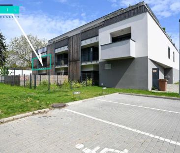 Pronájem krásné novostavby bytu s terasou nacházející se na ulici V... - Fotografie 6