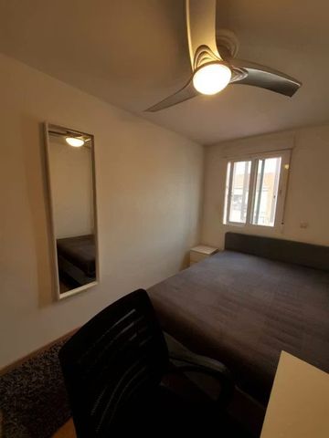 Avenida de las Vascongadas, Getafe, Community of Madrid 28903 - Photo 5