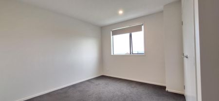 3-Bedroom Family Townhouse Flat Bush - Photo 2