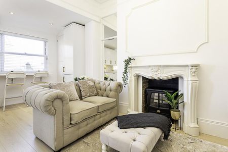 2 bedroom flat to rent - Photo 3