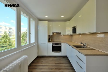 Pronájem bytu 3+1 v osobním vlastnictví 85 m², Praha 10 - Hostivař - Fotografie 5