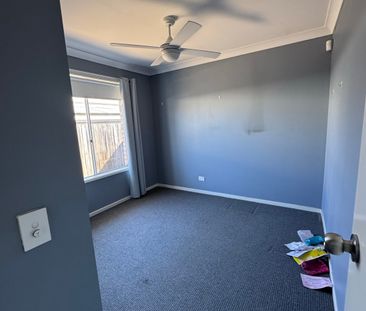 Redbank Plains - Photo 2