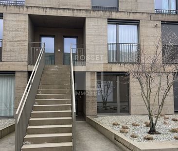 Appartement duplex traversant de 4.5 pièces au 1er étage avec balcons - Foto 1