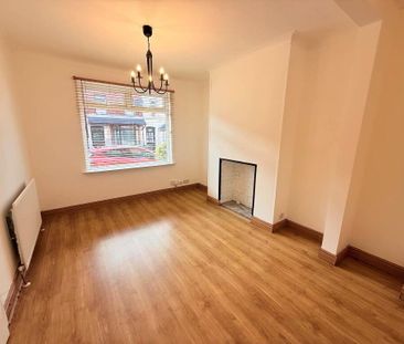 25 Shaw Street, Belfast, BT4 1PT - Photo 1