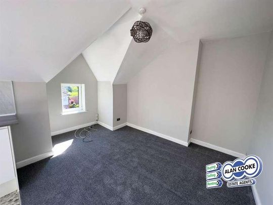Hollyshaw Lane, Crossgates, LS15 - Photo 1