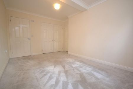 3 bedroom House To Let - Photo 4