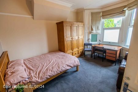 115 Lawrence Street - Photo 3