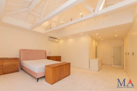 6 bedroom detached house to rent - Photo 5