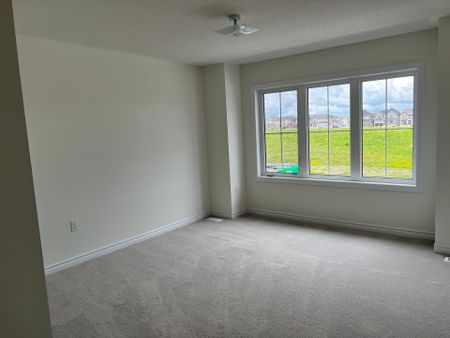 For Lease - 1099 Cole Street, Innisfil, Ontario - Photo 4