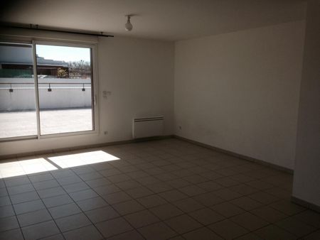 location Appartement T5 DE 107.05m² À TOULOUSE - Photo 3