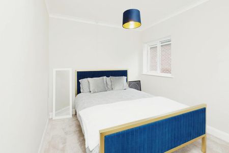 4 bedroom detached house to rent - Photo 5