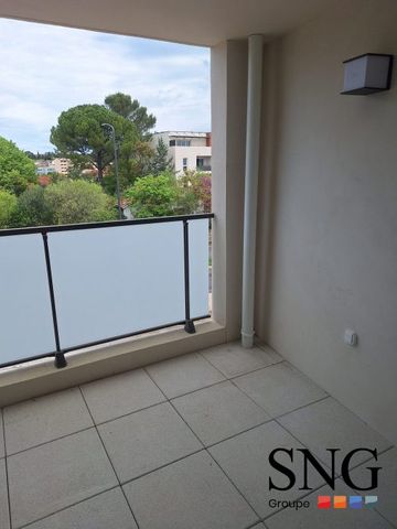 T2 AVEC TERRASSE ET PARKING - Photo 2