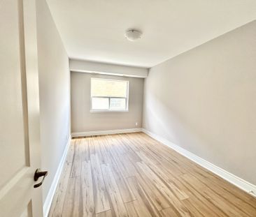 For Lease - 100 Twenty Fifth Street Unit# 4, Toronto, Ontario - Photo 2