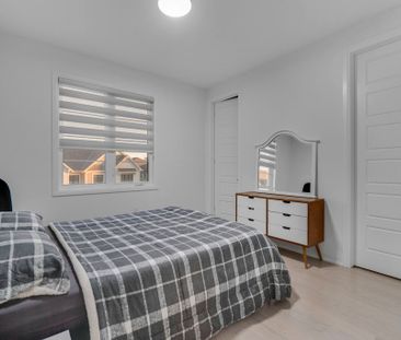 For Lease - 3255 Harasym Trail Unit# Main-Upper, Oakville, Ontario - Photo 5