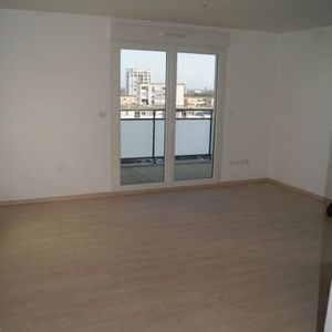 A LOUER APPARTEMENT 1 PP RECENT HEROUVILLE CENTRE - Photo 2