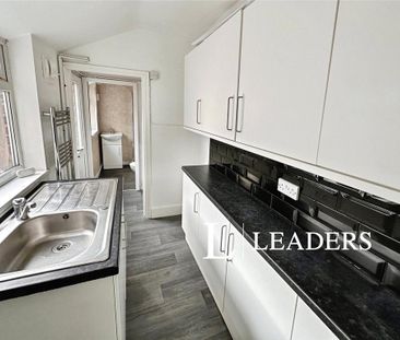 2 bedroom terraced house to rent - Photo 6