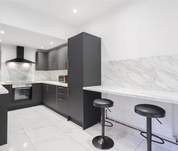 1 bedroom in a house share to rent - Photo 6