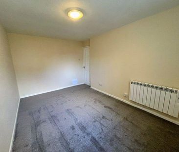 2 bedroom ground floor flat to rent - Photo 6