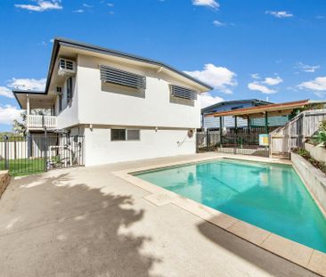 Spacious Family Home with Pool and plenty of Storage - Photo 3