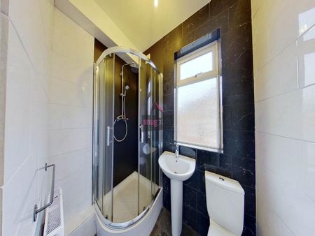 8 bedroom house to rent - Photo 3