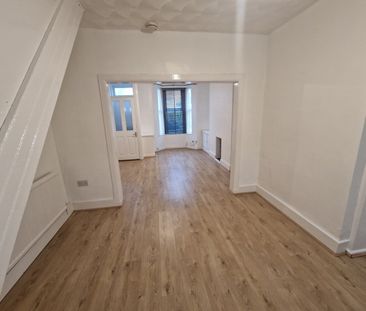 2 Bed Terraced House, Bartlett Street, L15 - Photo 1