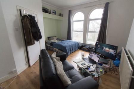 1 bedroom flat to rent - Photo 1