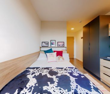 Silver Ensuite - Upper Level - Photo 4