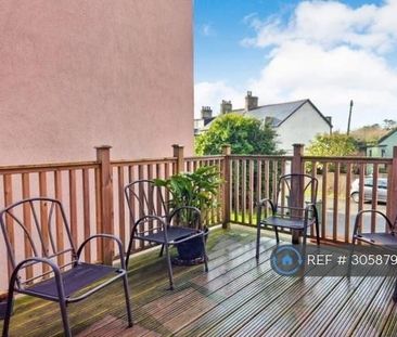 1 bedroom in a house share to rent - Photo 3
