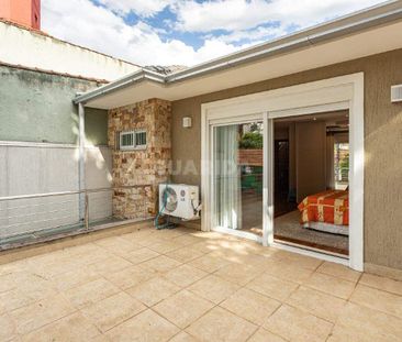 Casa Residencial/Sobrado para aluguel, 3 quartos, 3 suítes, 4 vagas... - Foto 1