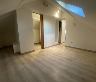 Appartement Corbeil Essonnes 1 pièce(s) 21.88 m2 - Photo 2