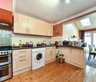 Chilcombe Way, Lower Earley, RG6 - Photo 5