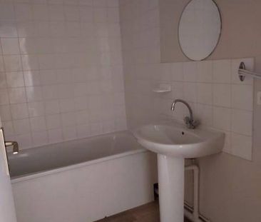 Appartement 3 pièces - 71000 Mâcon - Photo 2