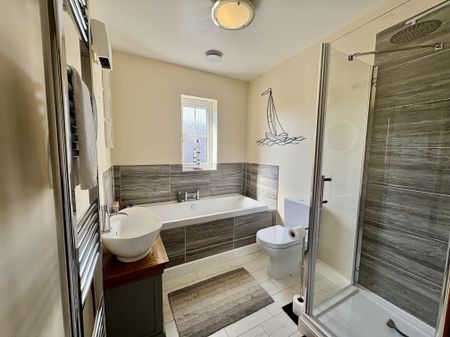 Beacon Park Drive, Skegness - Photo 5