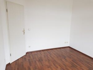 Freiheitsstr. 37, Wohnung 6 – Balkon, Bad mit Wanne, Abstellraum im Treppenhaus, Keller - Photo 5