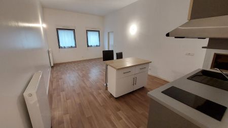 location Appartement T2 DE 54.28m² À AUBERVILLIERS - Photo 2