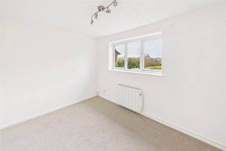 2 bedroom semi-detached house to rent - Photo 3